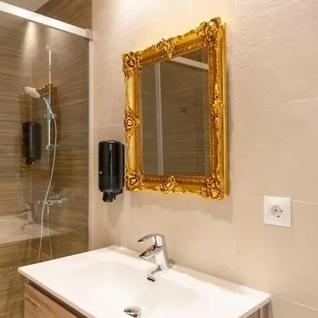Apartment Tribuna Ii By Ele Malaga